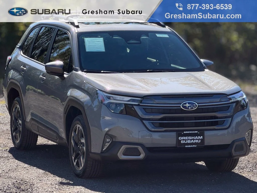 Used 2025 River Rock Pearl Subaru Limited image 1