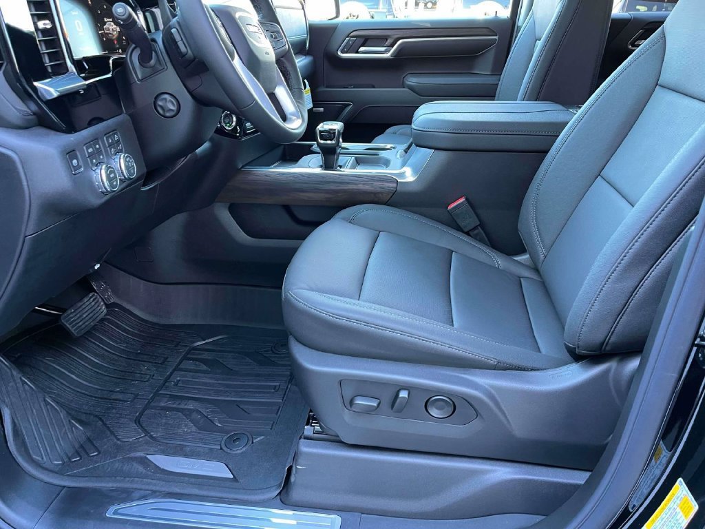 2026 GMC Sierra 1500 SLT - Photo 22