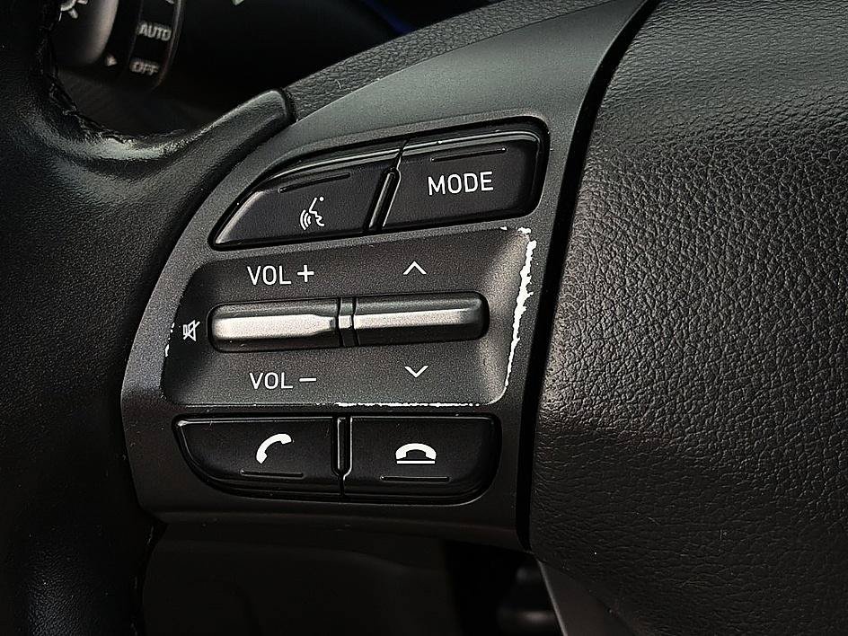 Used 2019 Ultra Black Pearl Hyundai SEL image 16
