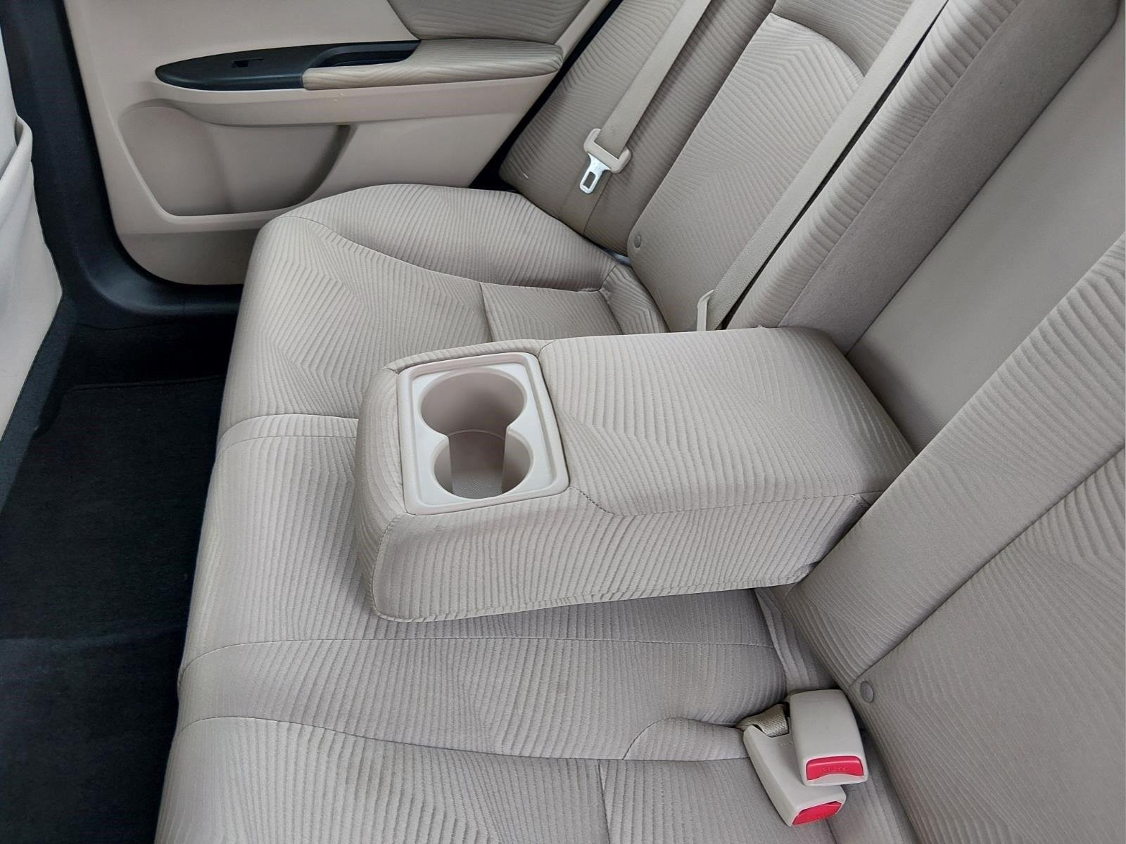 Used 2015  Honda LX image 18