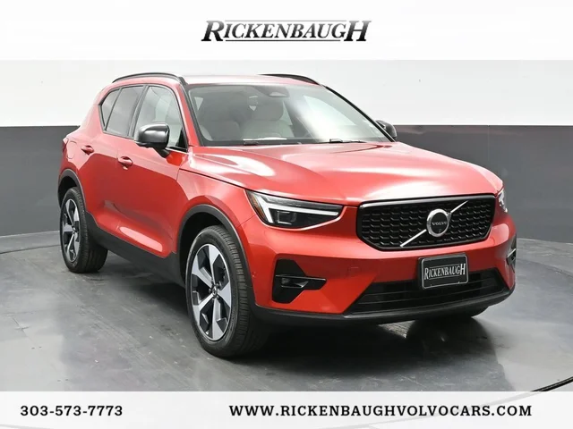 2024 Volvo XC40 Plus