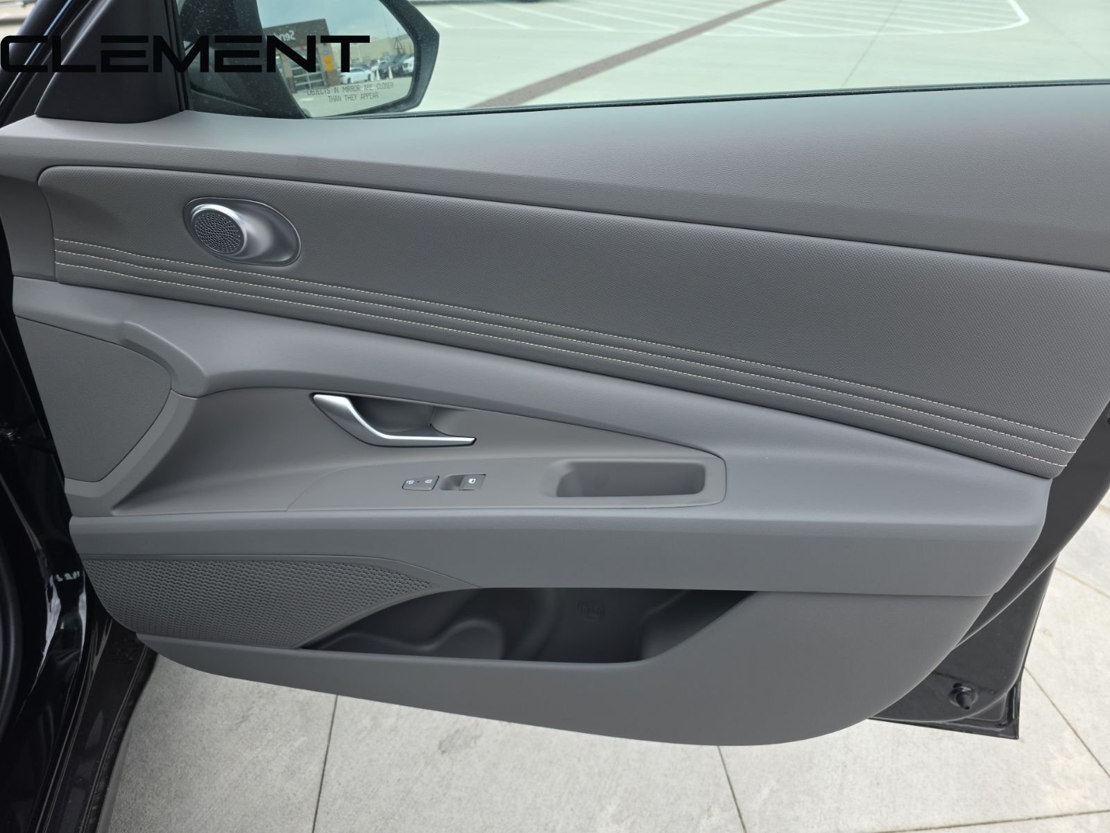 2025 Hyundai Elantra SEL - Photo 37
