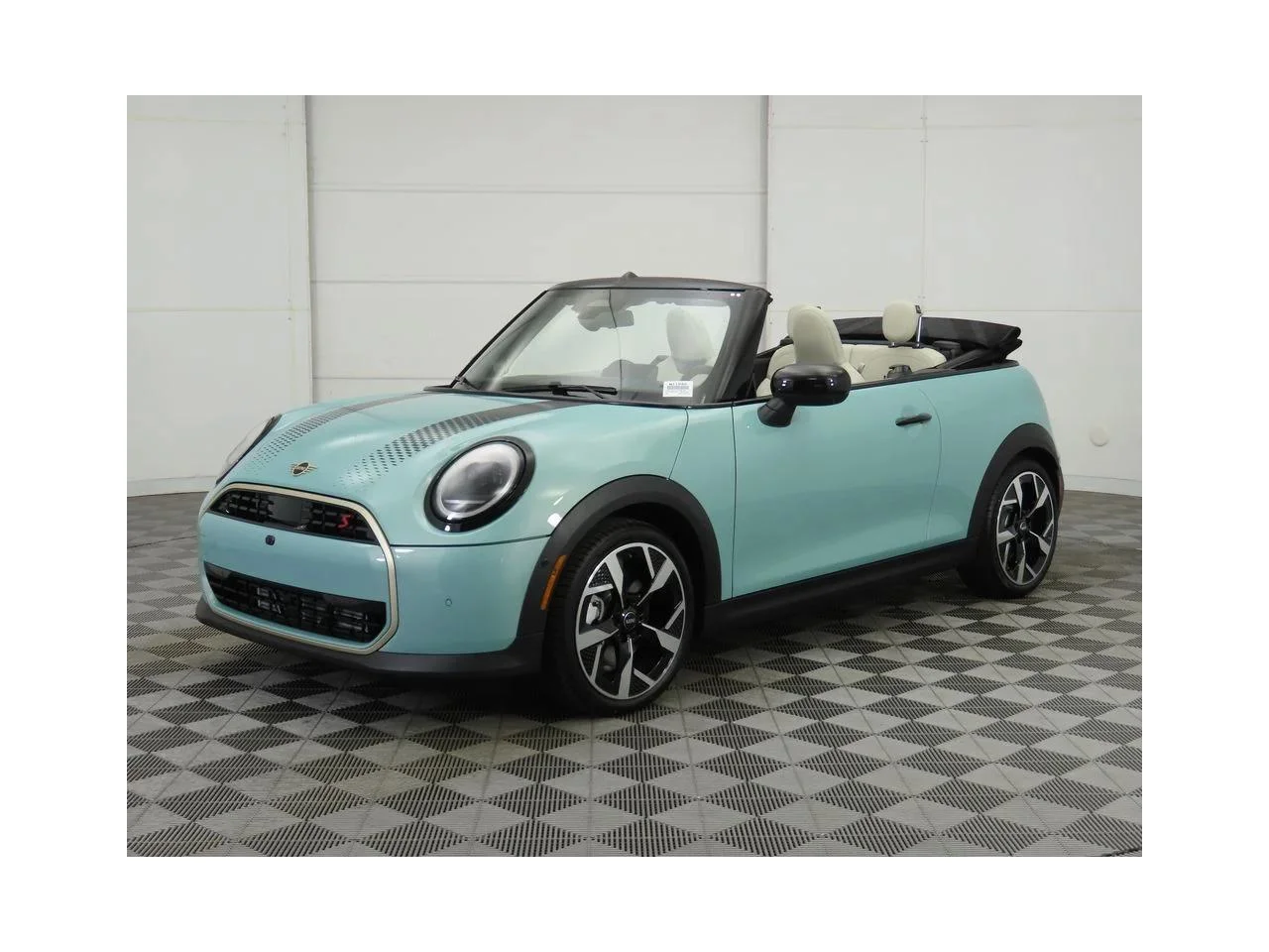 2026 MINI Convertible Cooper S's photo