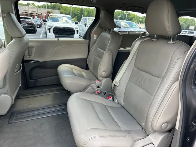 Used 2019 Gray Toyota XLE image 12