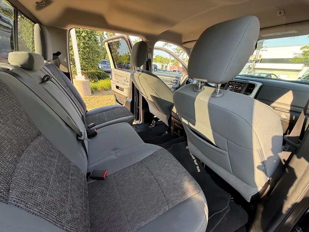 Used 2018 Black Ram Big Horn image 24