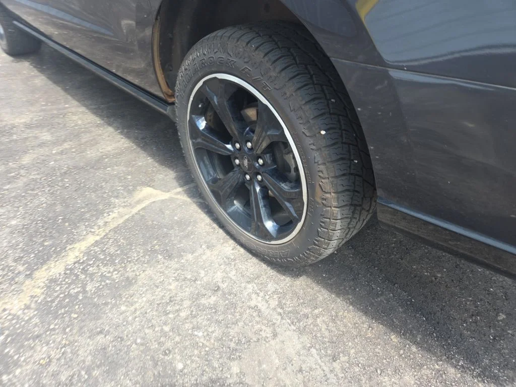 Certified Used 2023  Ford Limited image 18