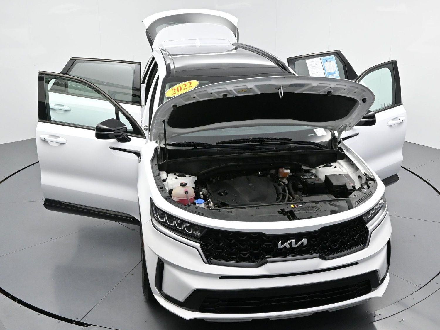 Used 2022 Glacial White Pearl Kia S image 49