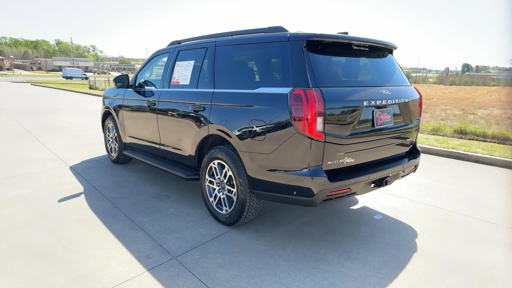 2025 Ford Expedition Active - Photo 6