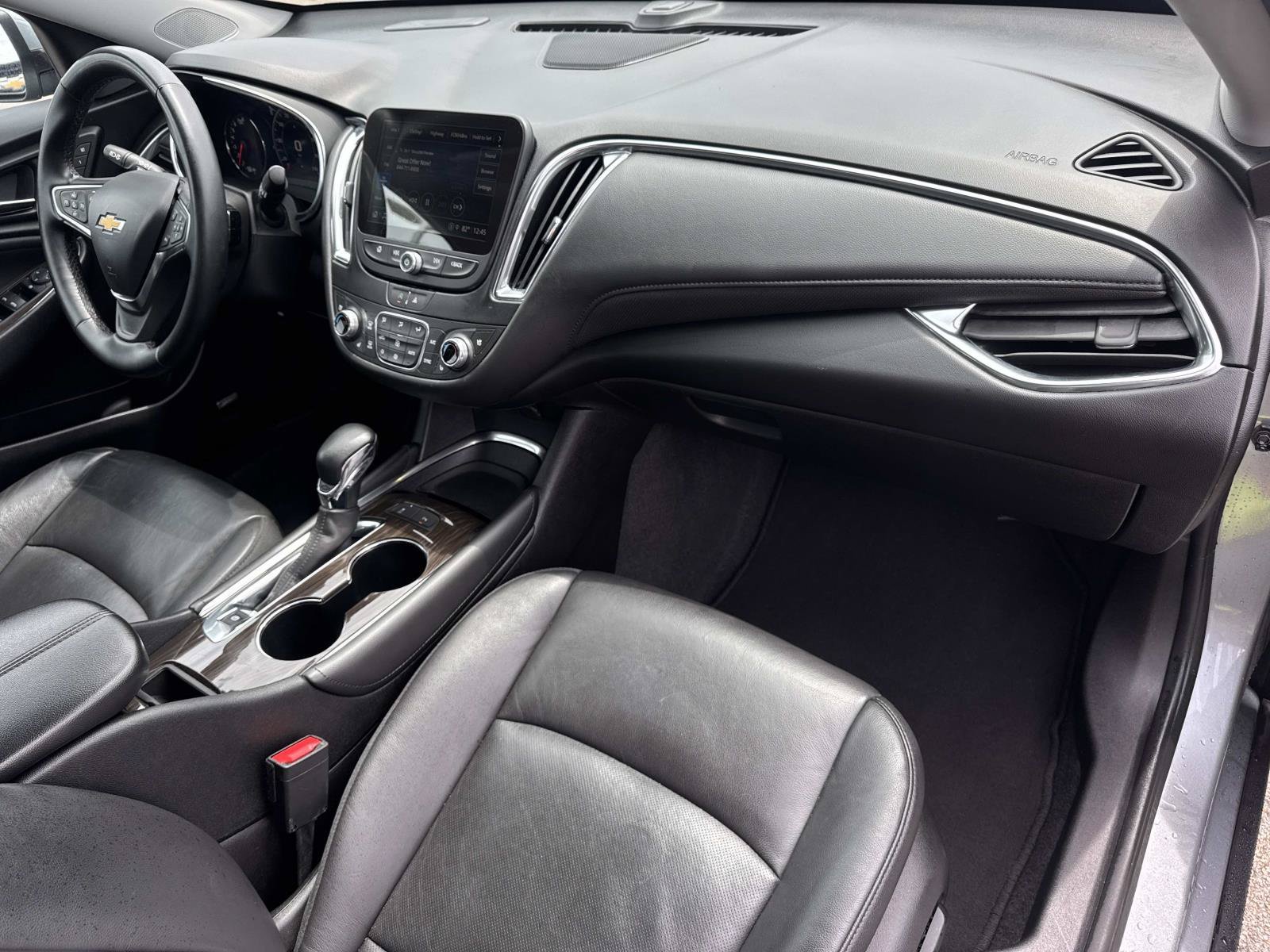 Used 2024 Gray Chevrolet LT image 10