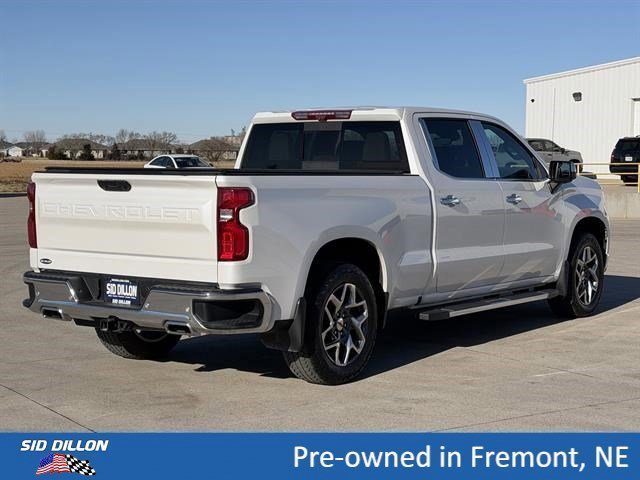 Used 2022 Iridescent Pearl Tricoat Chevrolet LTZ image 4