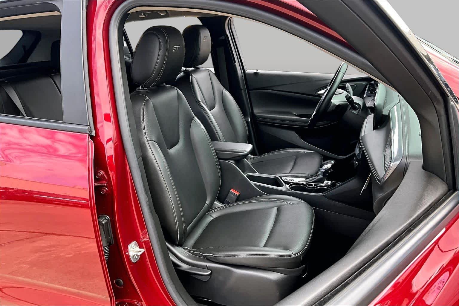 Used 2024 Cinnabar Metallic Buick Sport Touring image 9