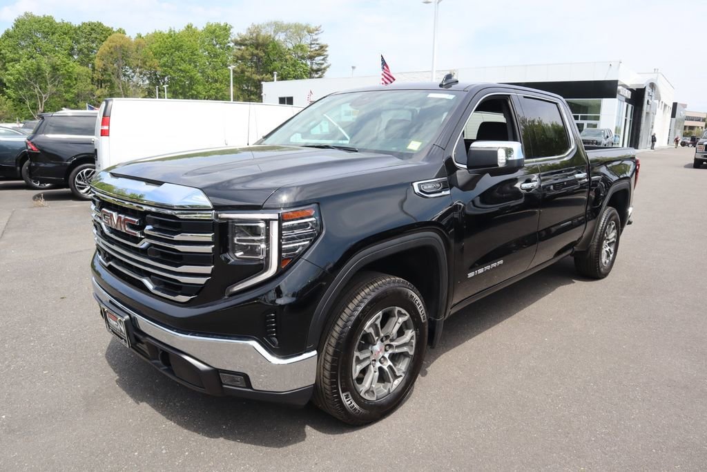 2024 GMC Sierra 1500 SLT - Photo 7