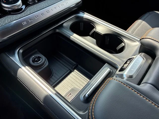 New 2026 Agate Black Metallic Ford Tremor® image 54