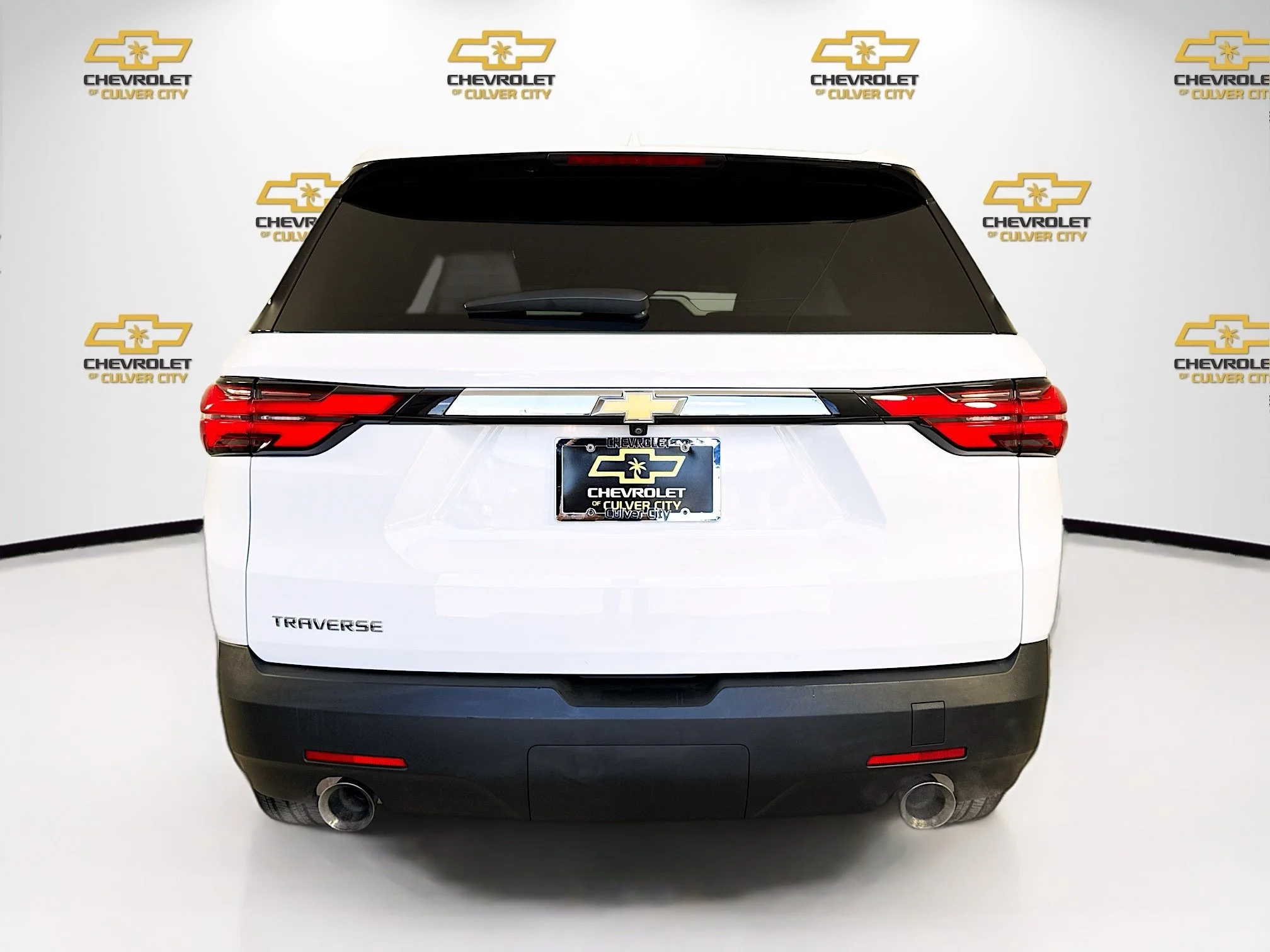 Used 2023 Summit White Chevrolet LS image 7