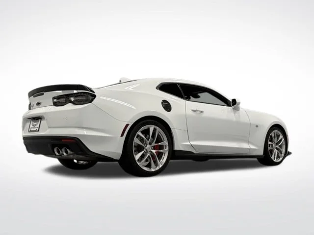 Used 2022 White Chevrolet SS image 8