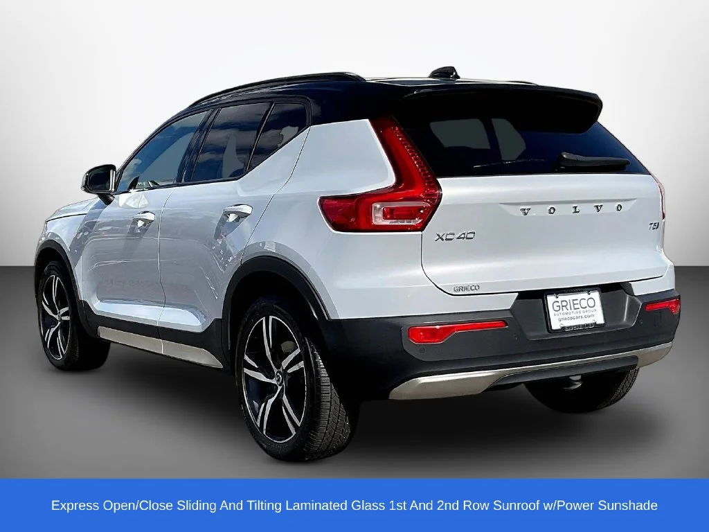 Used 2021 Crystal White Metallic Volvo R-Design image 5