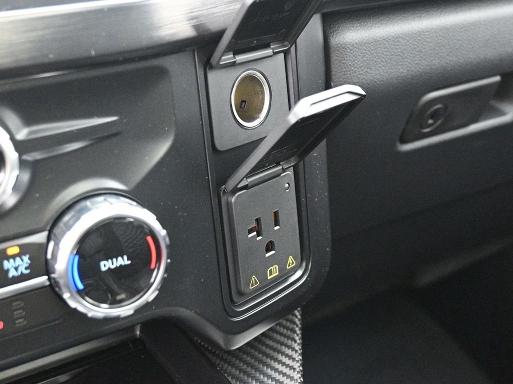 New 2026 Avalanche Ford Lariat image 18