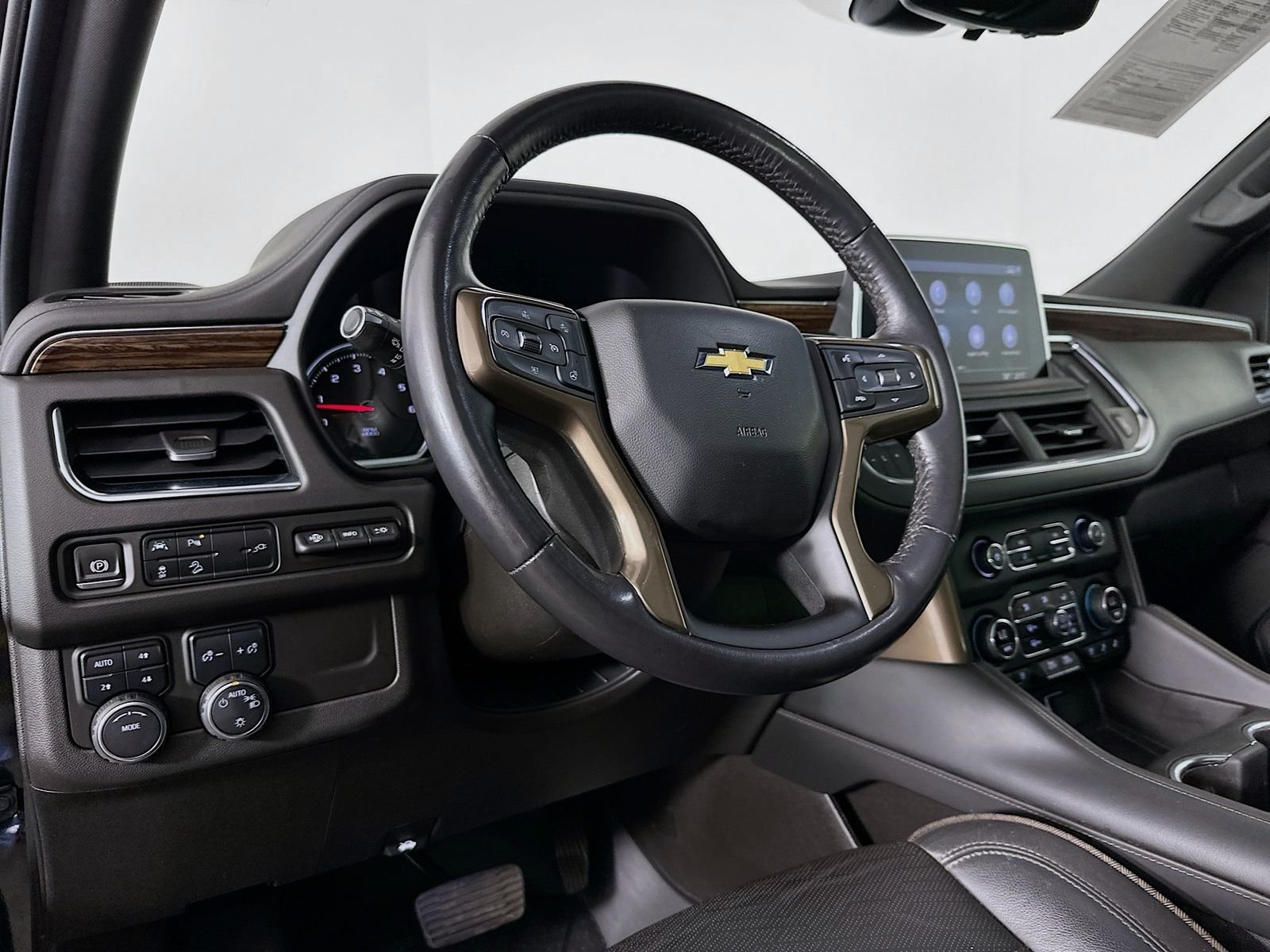 Used 2021 Black Chevrolet High Country image 10