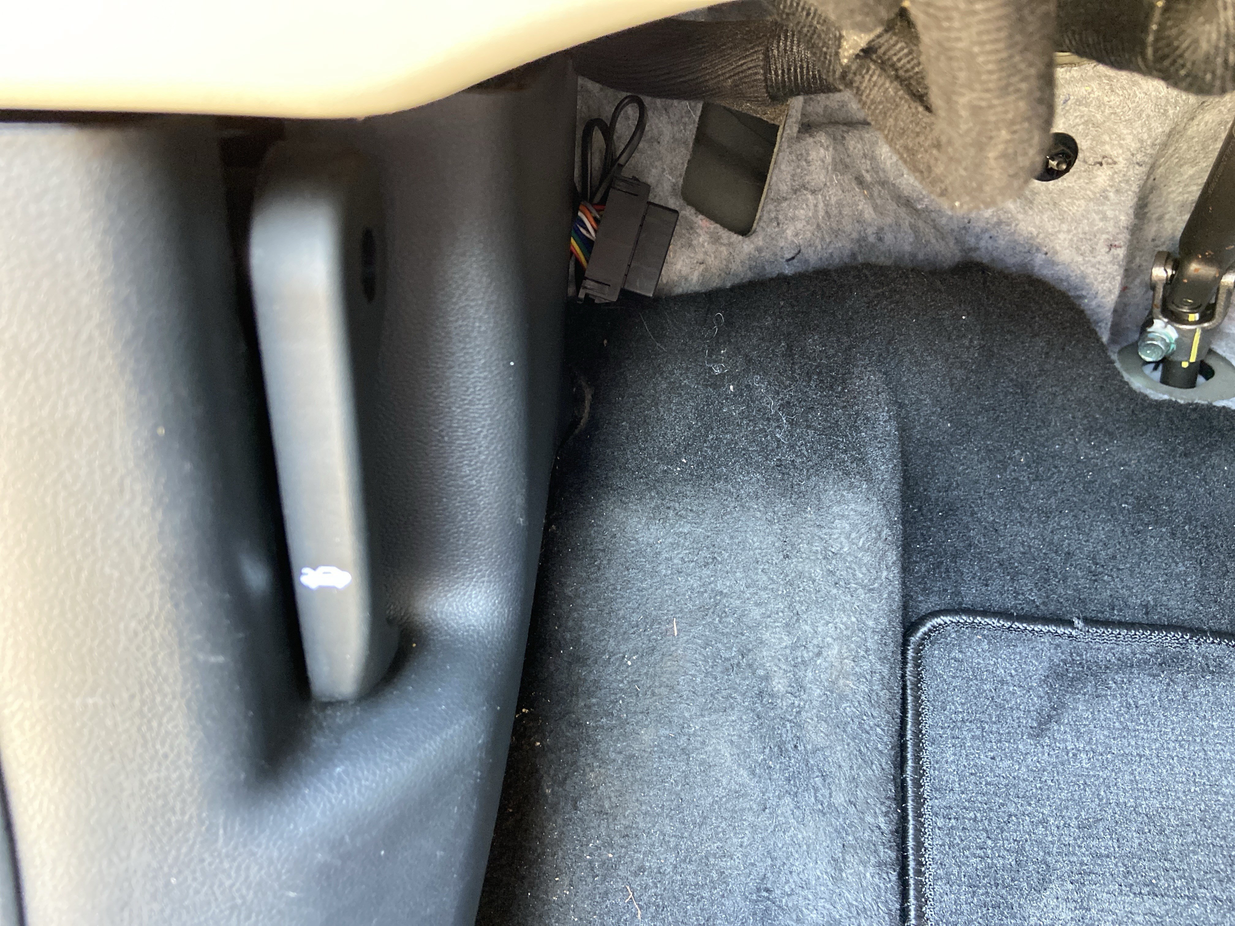 Used 2025 Phantom Black Hyundai SE image 44