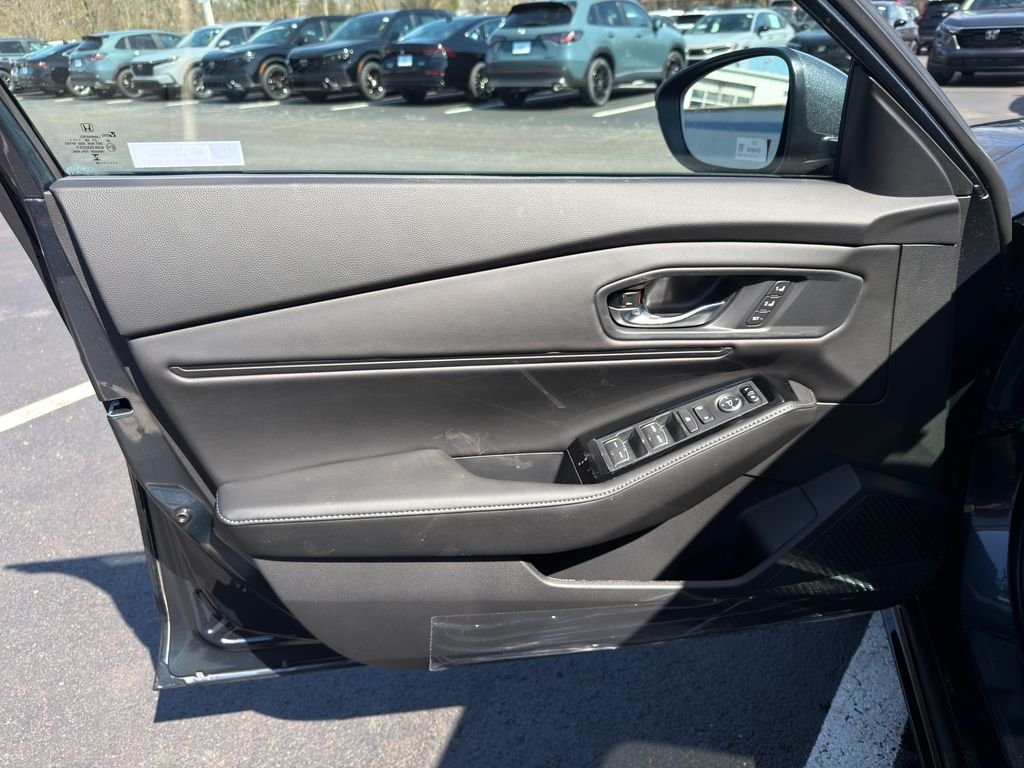 New 2026 Meteorite Gray Metallic Honda Touring image 18