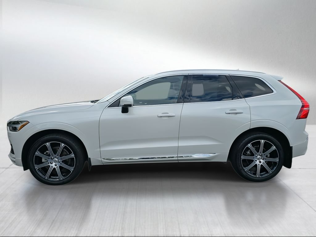 Used 2020 White Volvo T5 Inscription image 6
