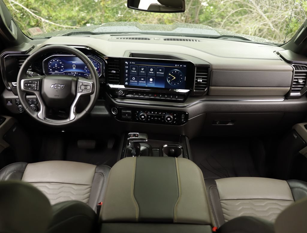 Used 2024 Dark Ash Metallic Chevrolet ZR2 image 22