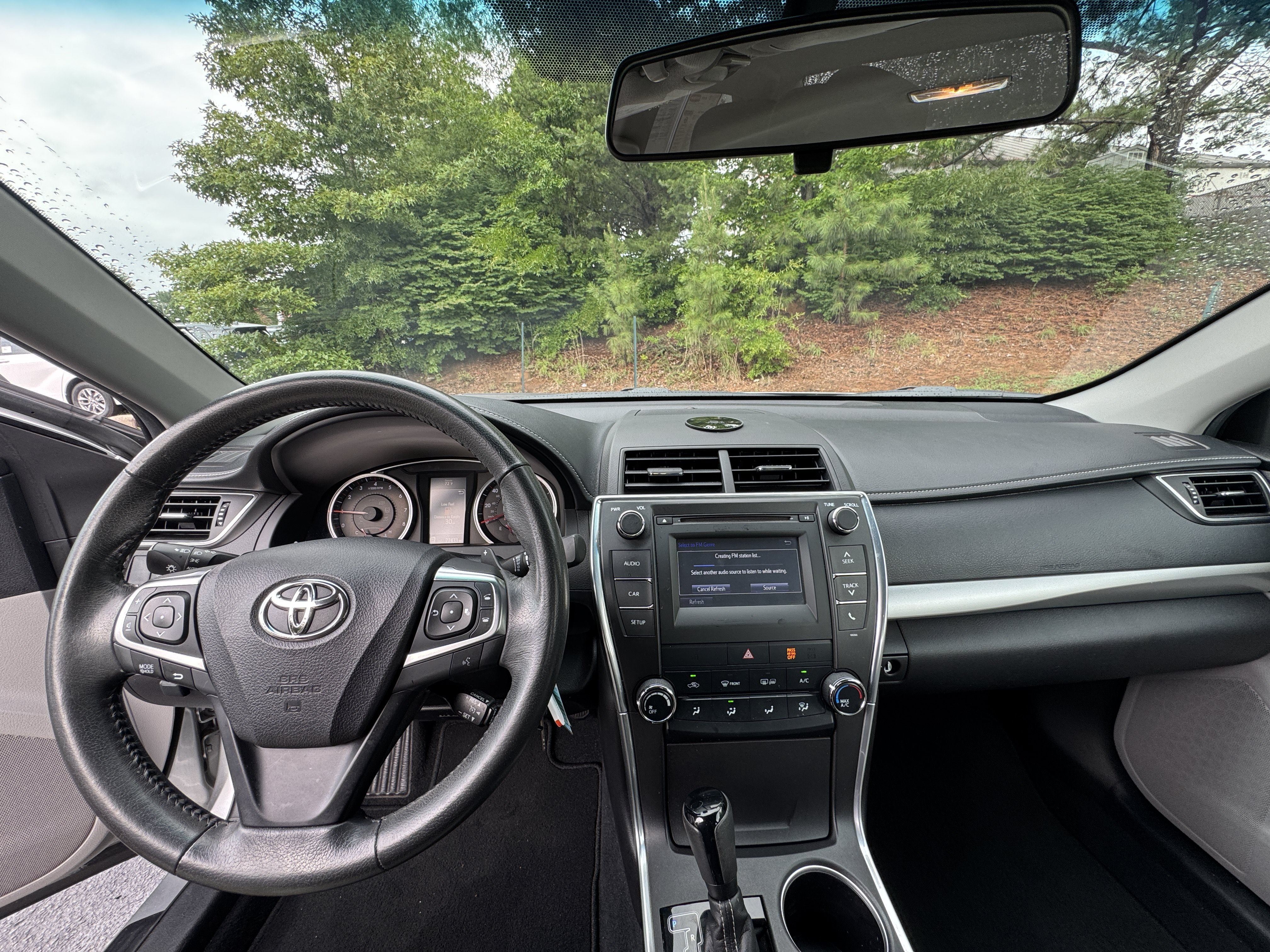 Used 2015 Celestial Silver Metallic Toyota SE image 18