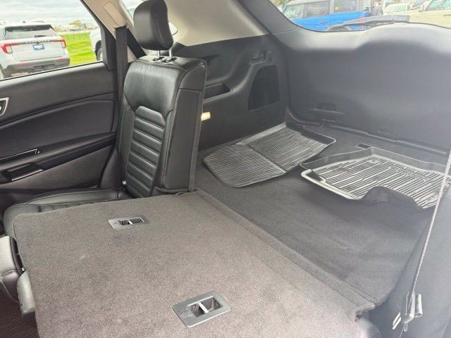 Used 2018 Oxford White Ford SEL image 29