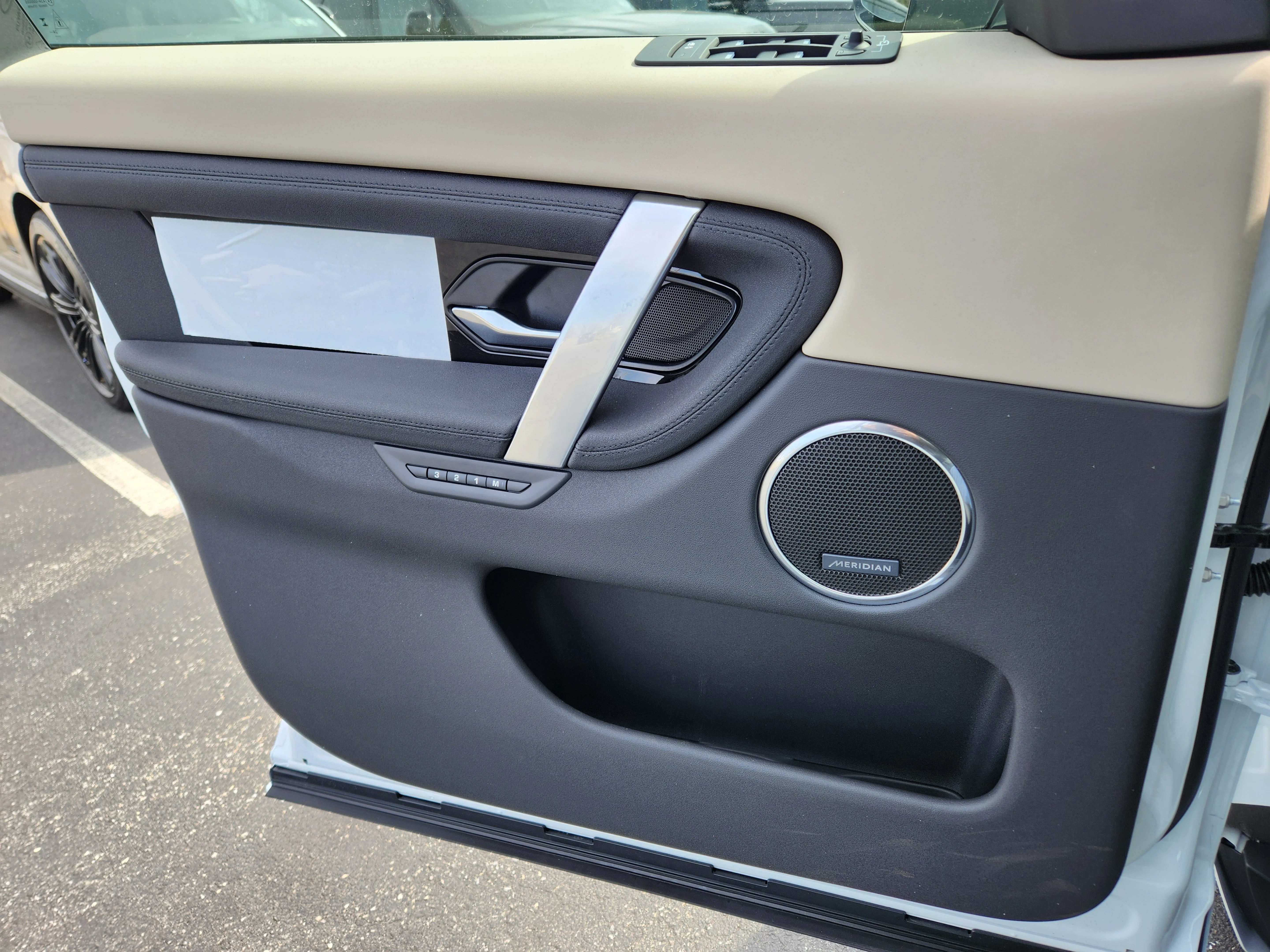 2025 Land Rover Discovery Sport S - Photo 14