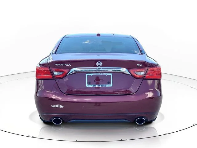 Used 2017 Red Nissan 3.5 SV image 6
