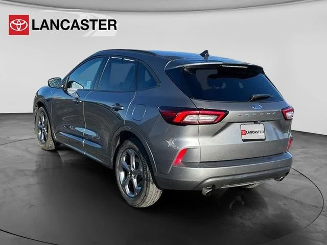 Used 2023 Gray Ford ST-Line image 5