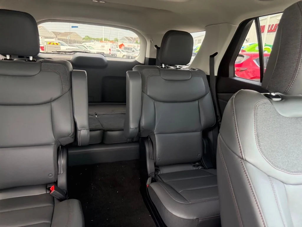 New 2026 Agate Black Metallic Ford Active image 64