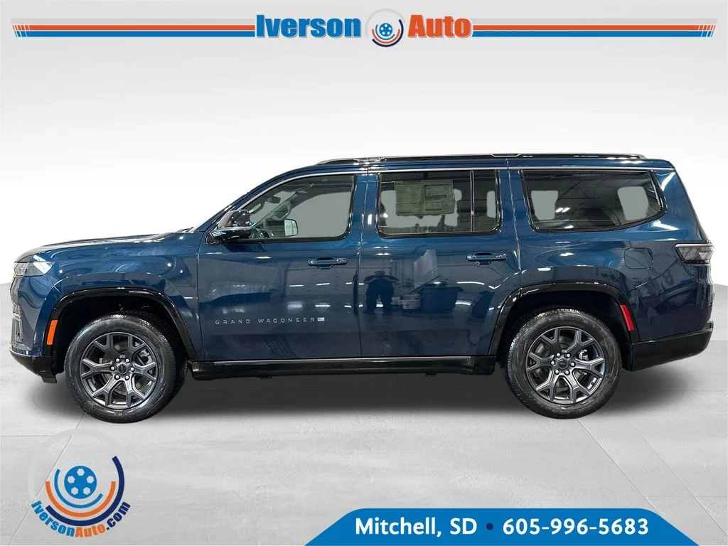 New 2026 Blue Jeep Limited Altitude image 4
