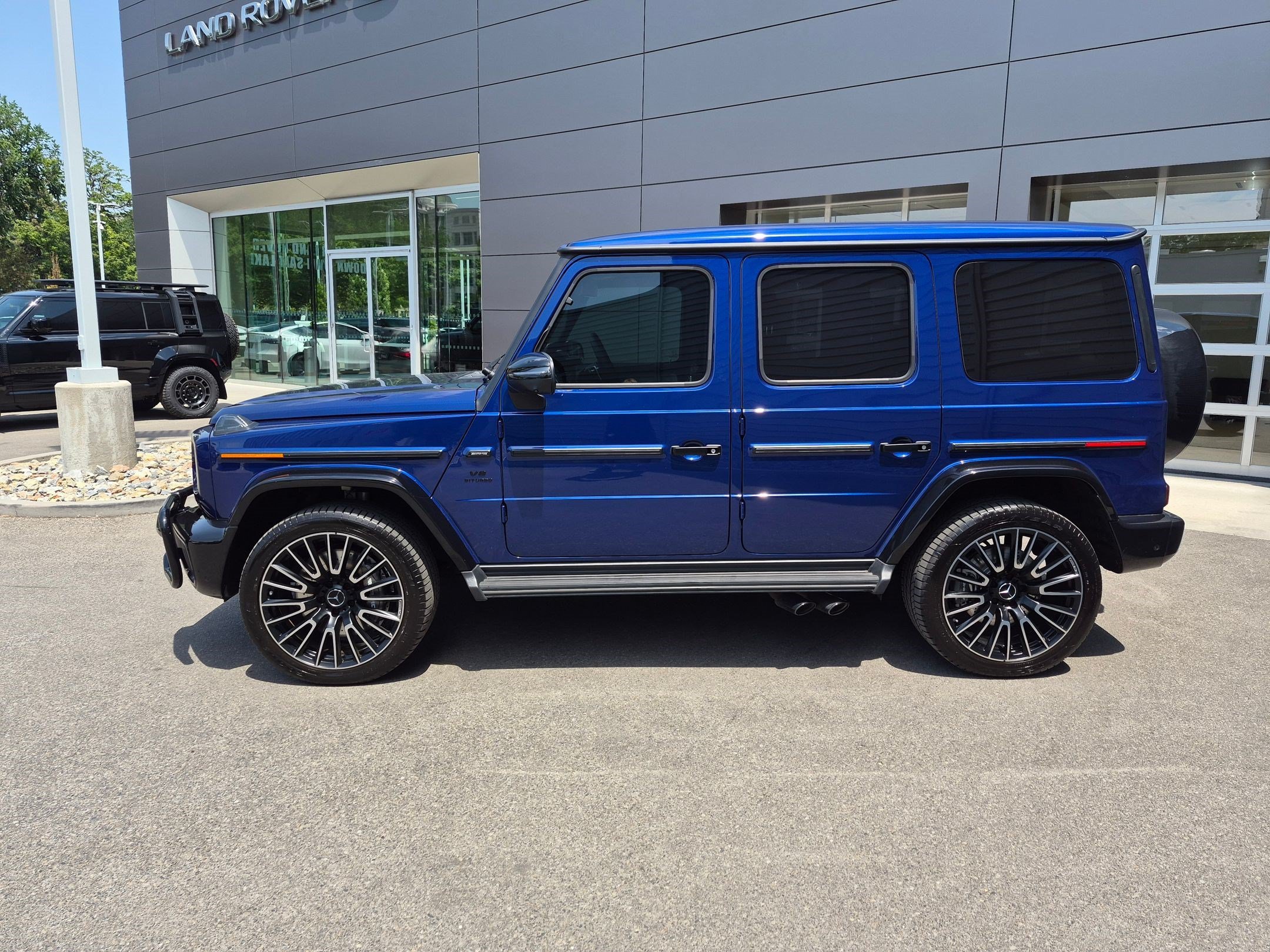 Used 2025 Brilliant Blue Metallic Mercedes-Benz AMG® G 63 image 7