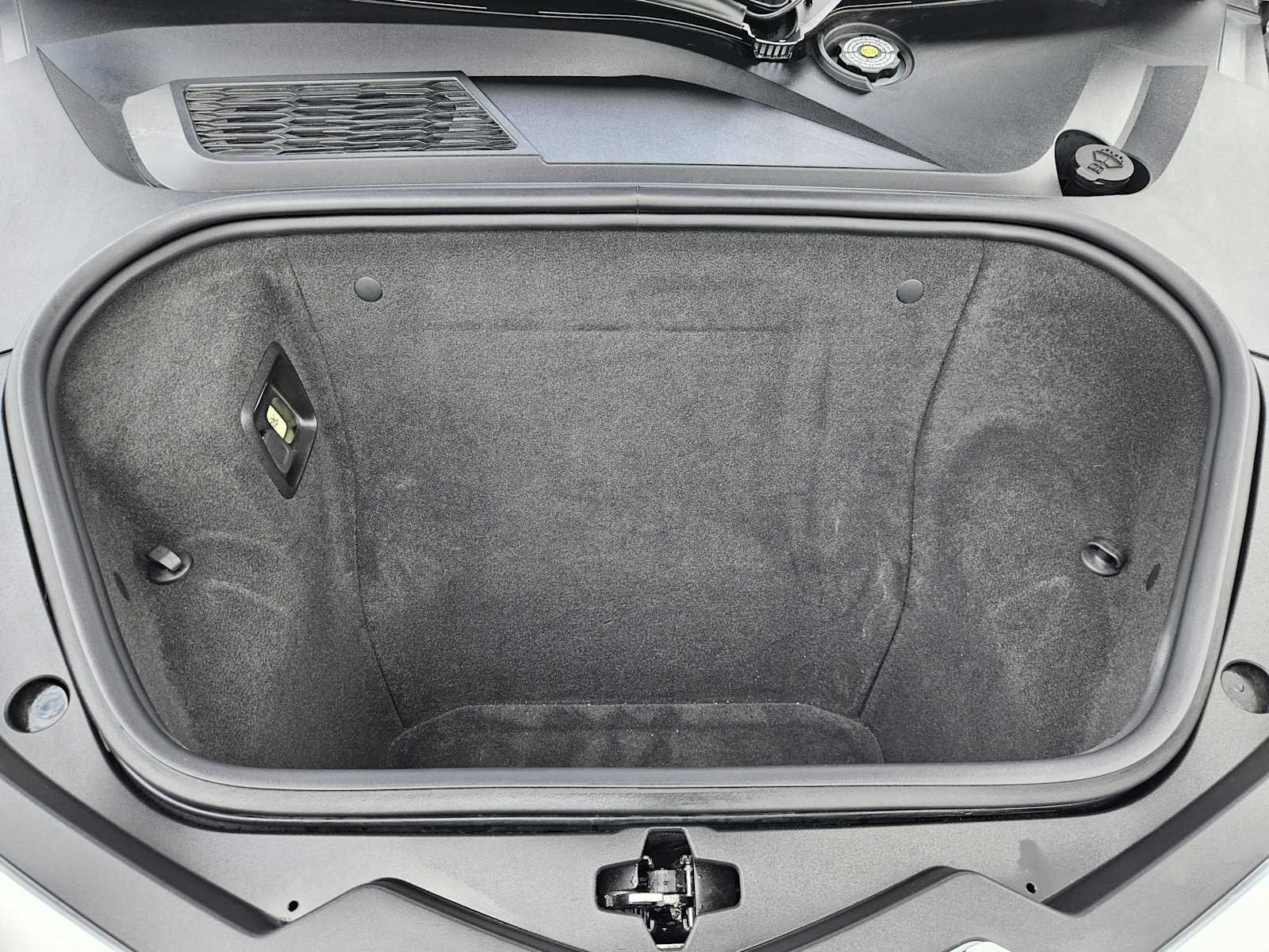 Used 2024 Arctic White Chevrolet 3LZ image 28
