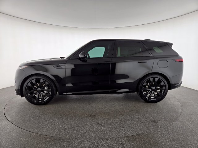 New 2026 Santorini Black Land Rover Dynamic SE image 29