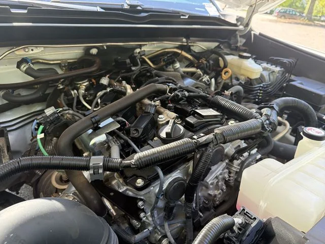 Used 2025 White Toyota SR5 image 28