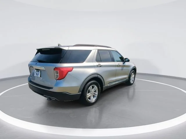 Used 2022 Silver Ford XLT image 8