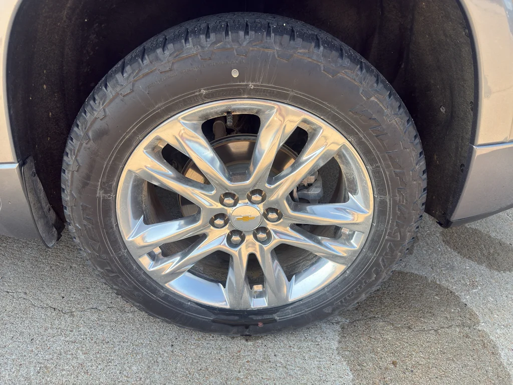 Used 2020 Satin Steel Metallic Chevrolet High Country image 7