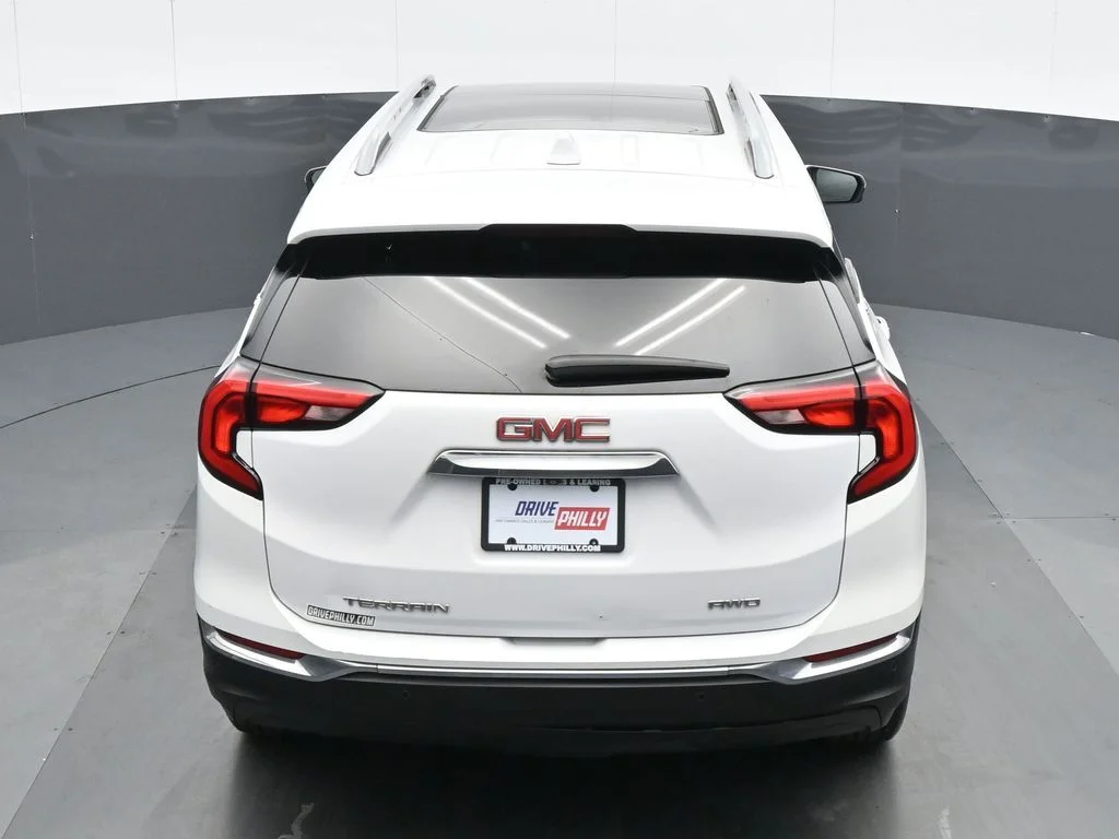 Used 2021 White GMC SLT image 20