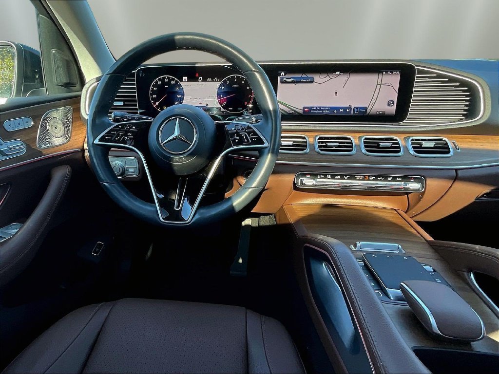 Certified Used 2025 MANUFAKTUR Alpine Gray Mercedes-Benz GLE 350 image 10