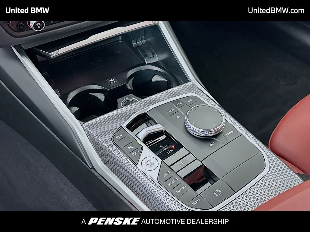 2025 BMW 3 Series 330i - Photo 17