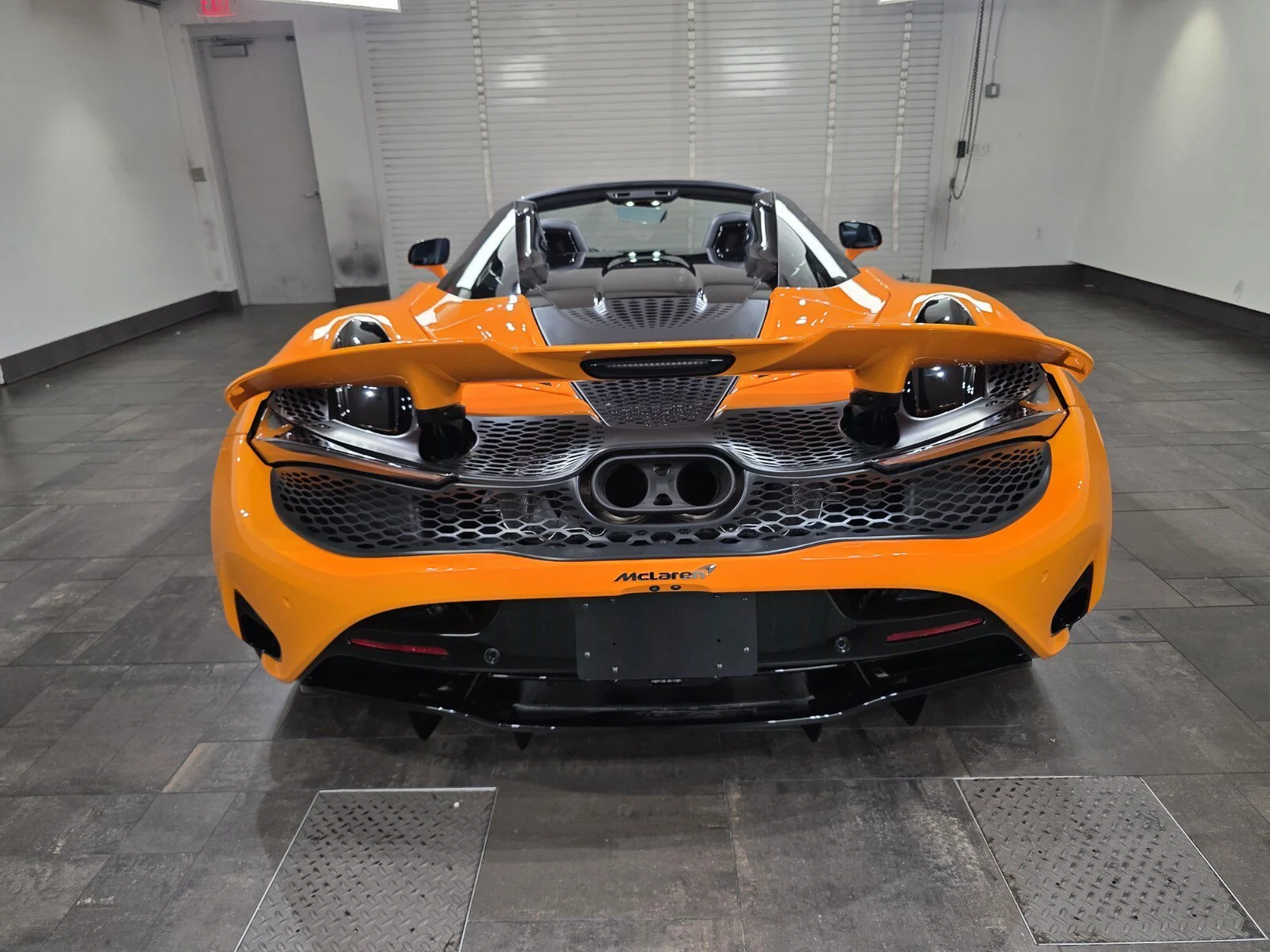 New 2027 McLaren Orange McLaren Spider image 5