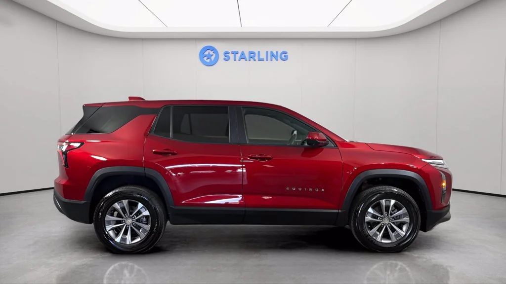 2026 Chevrolet Equinox LT - Photo 11