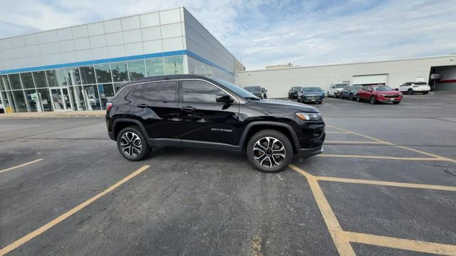 Used 2024 Black Jeep Limited image 9