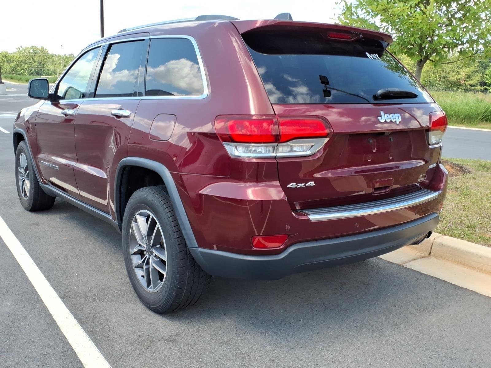 Used 2020 RED JEEP LIMI image 13