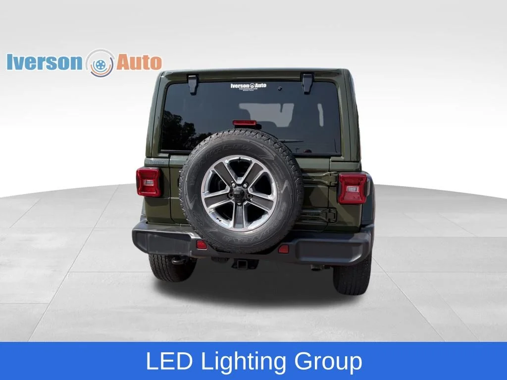 Used 2022 Green Jeep Unlimited Sahara image 8