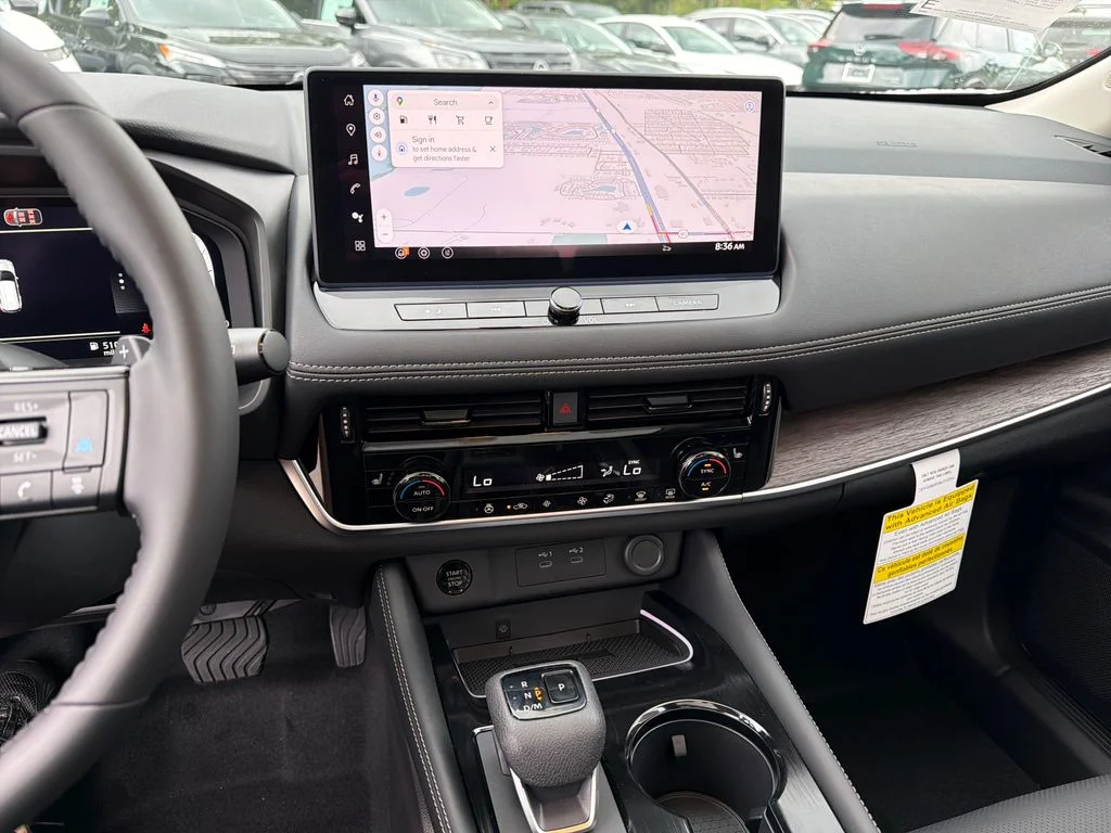 New 2026 Everest White Pearl TriCoat / Super Black Two-tone Nissan Platinum image 24