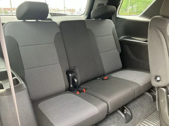 2023 Chevrolet Traverse 1LT - Photo 32