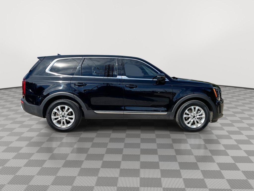2022 Kia Telluride LX - Photo 13